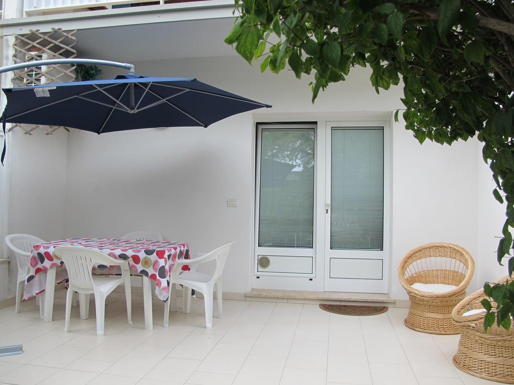 Villa Flora Grado Exterior photo