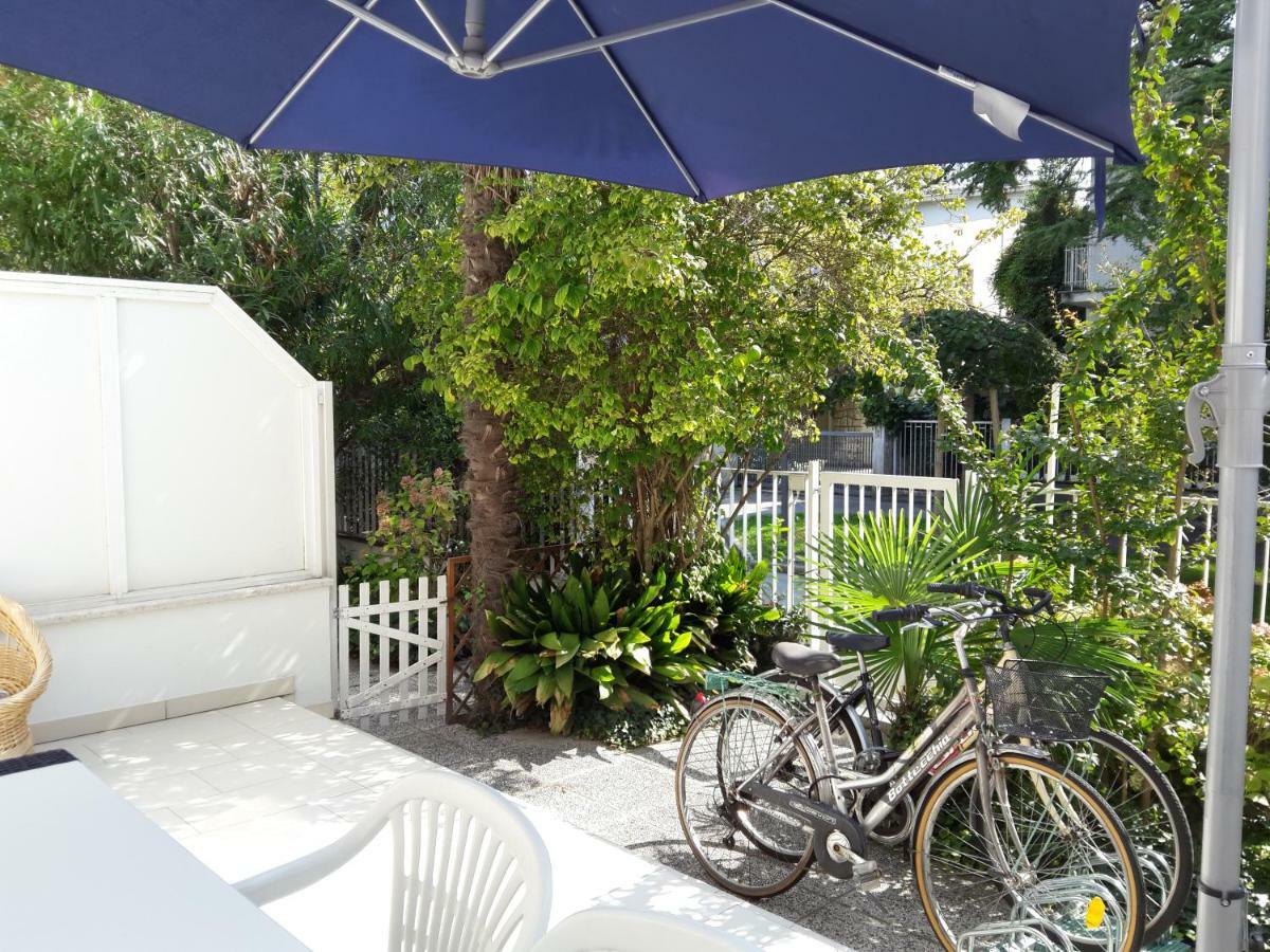 Villa Flora Grado Exterior photo