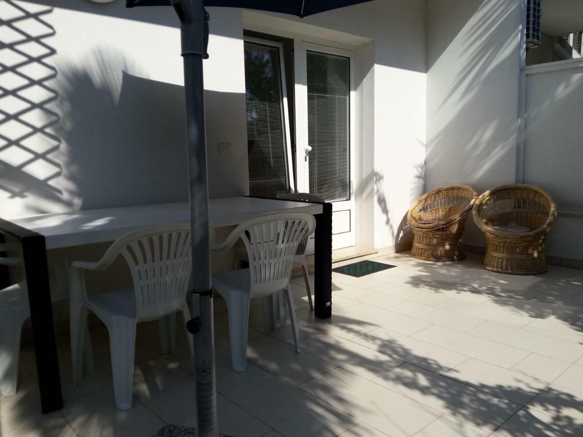Villa Flora Grado Exterior photo